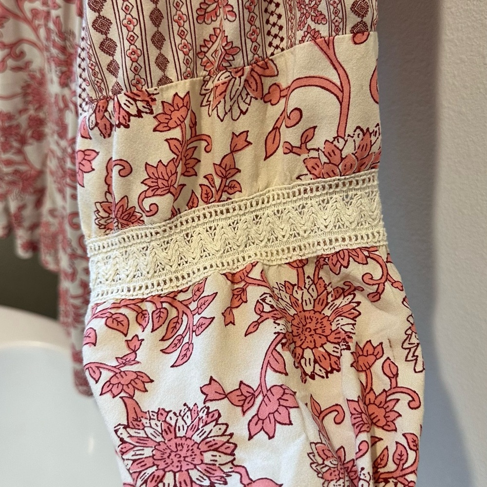 Sincerely Jules Pink and Cream Floral Top